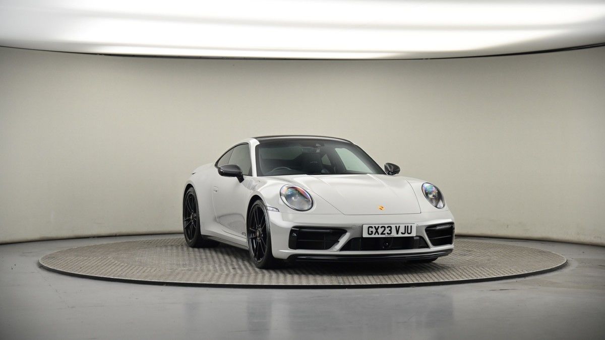 More views of Porsche 911