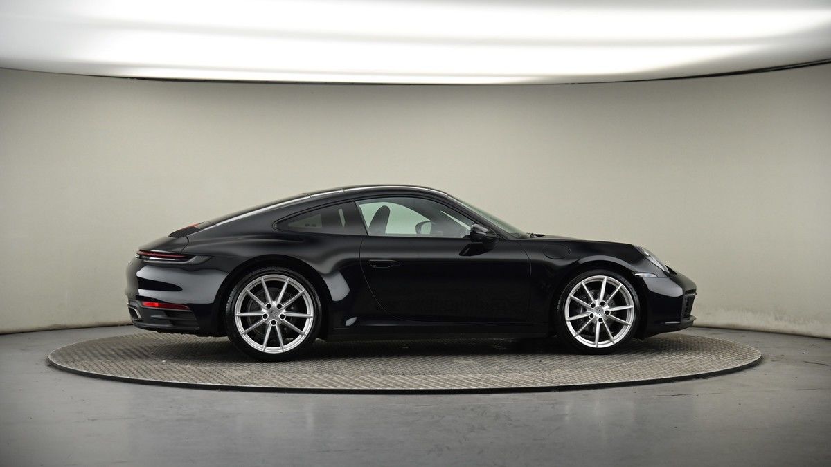 More views of Porsche 911