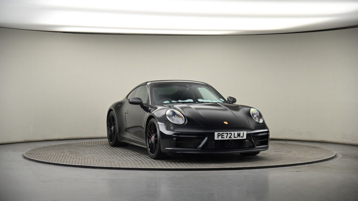More views of Porsche 911