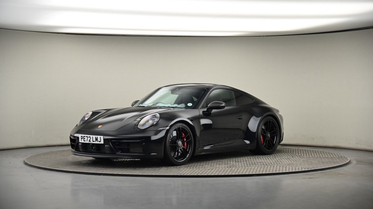 More views of Porsche 911