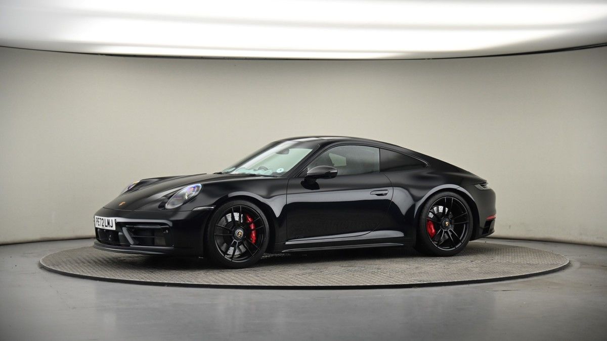 More views of Porsche 911
