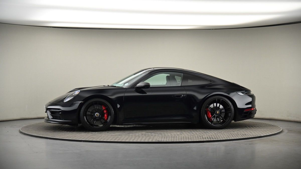 More views of Porsche 911