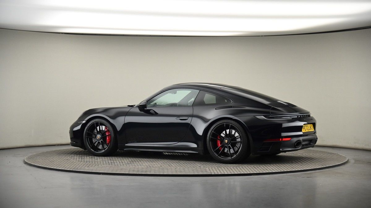 More views of Porsche 911