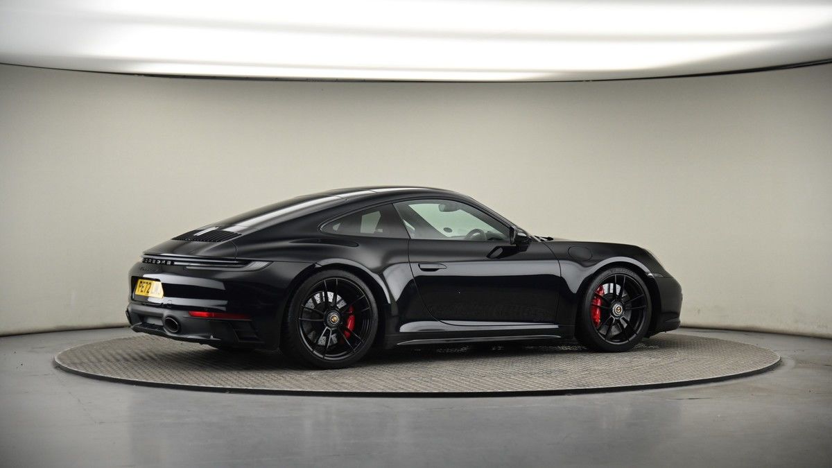 More views of Porsche 911