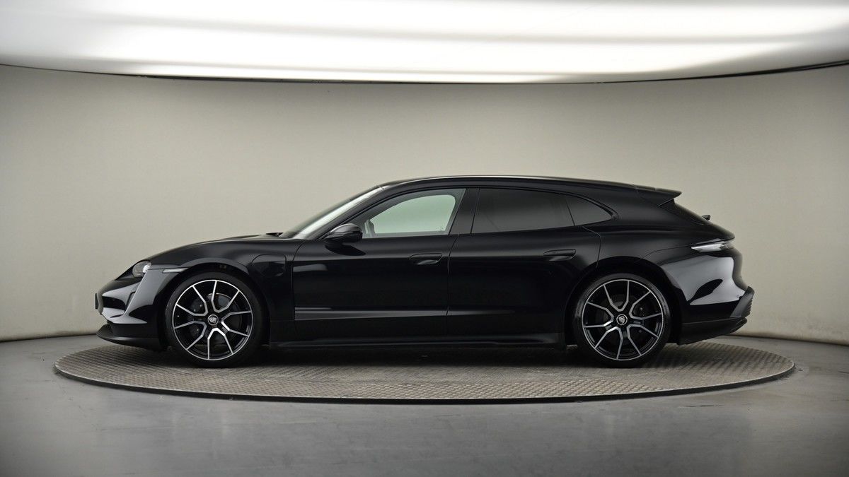 Porsche Taycan Image 19