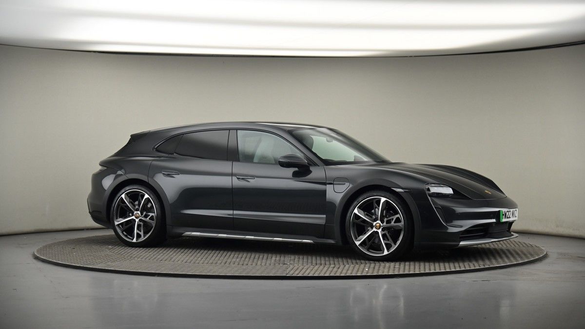 Porsche Taycan Image 6