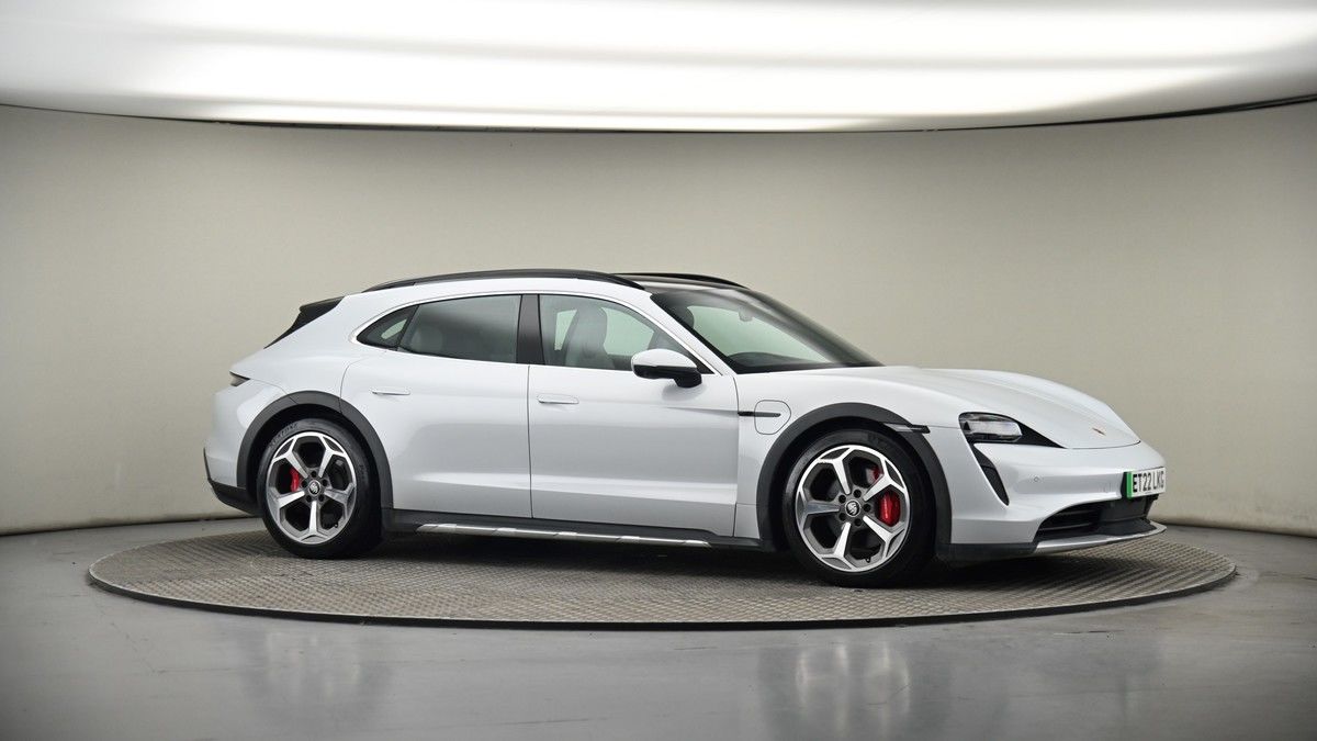 Porsche Taycan Image 6