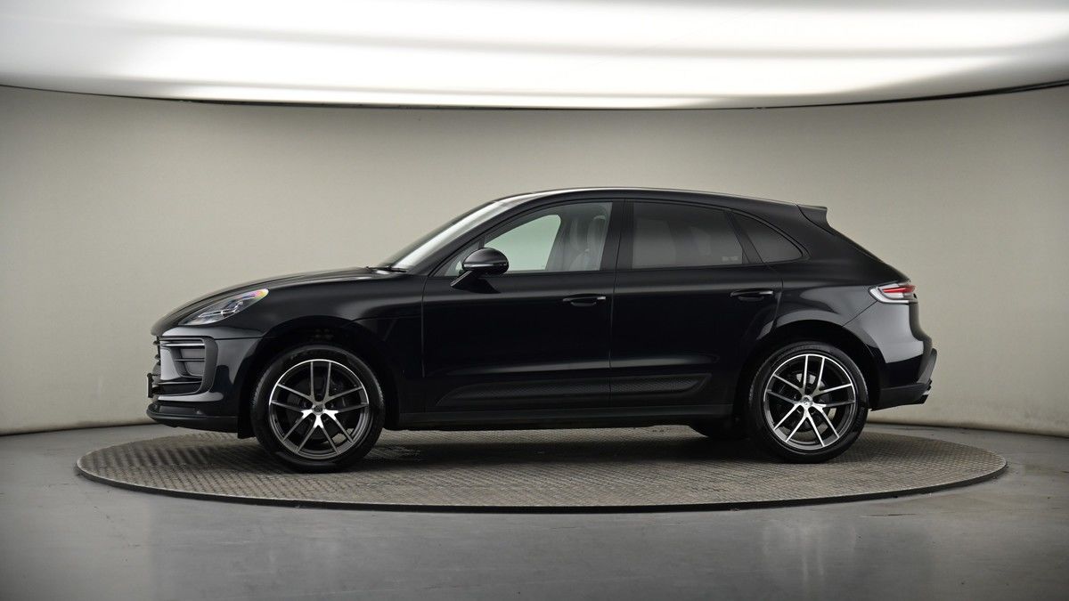 More views of Porsche Macan