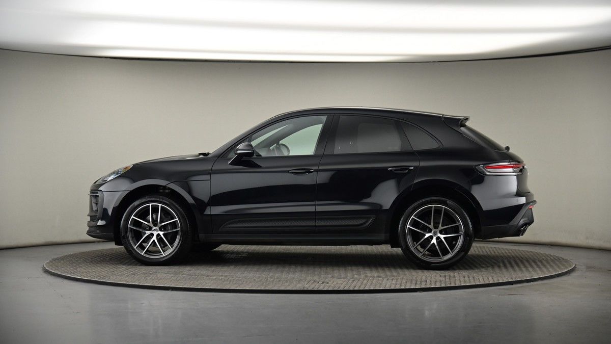 More views of Porsche Macan