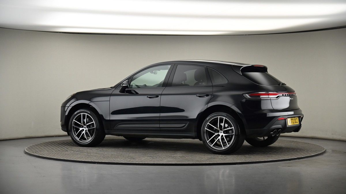 More views of Porsche Macan