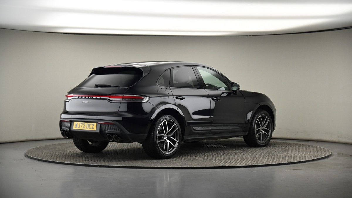 Porsche Macan Image 7