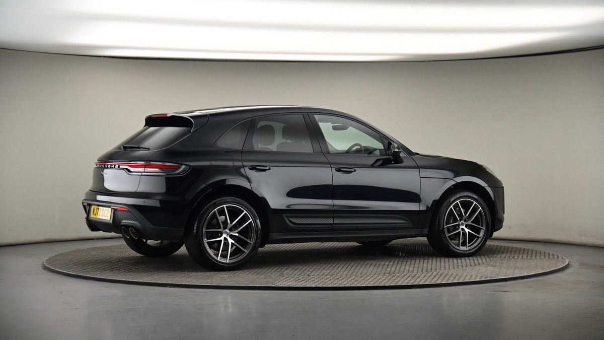 More views of Porsche Macan