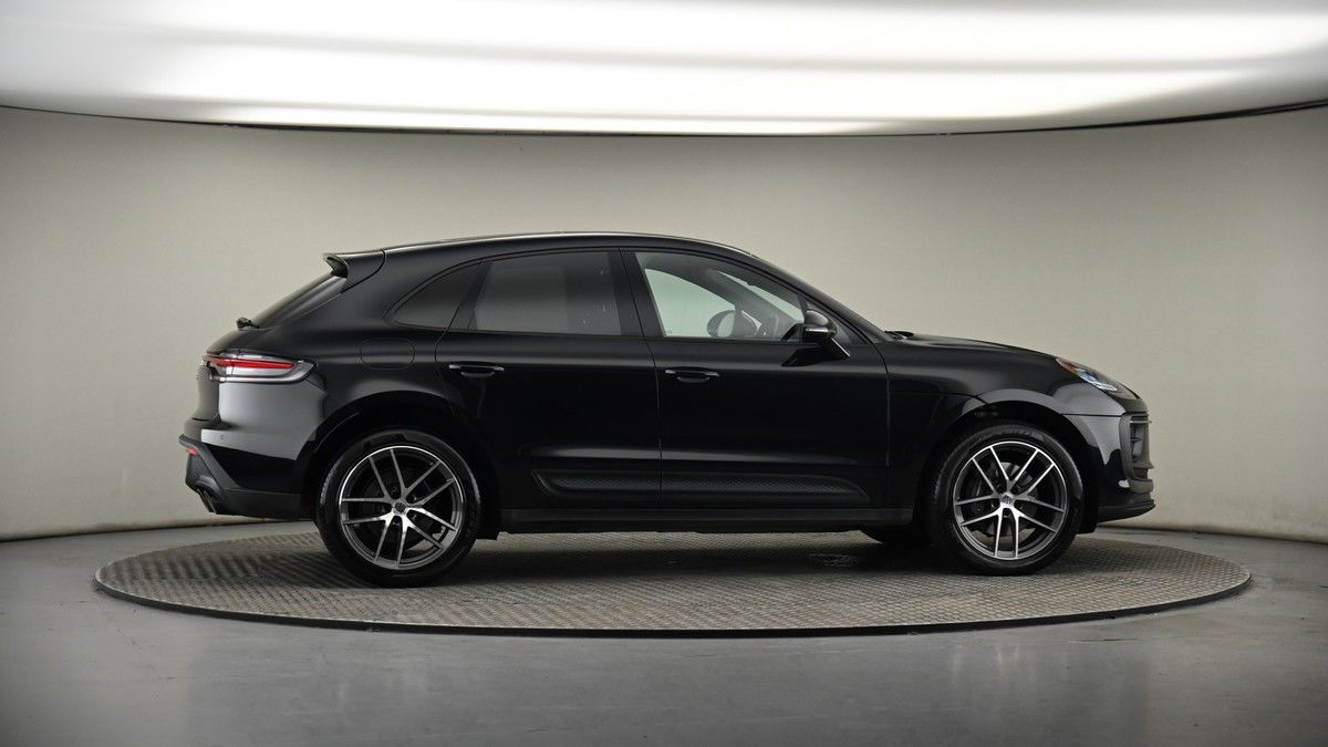 More views of Porsche Macan
