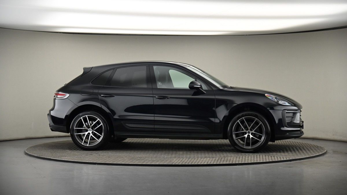 More views of Porsche Macan