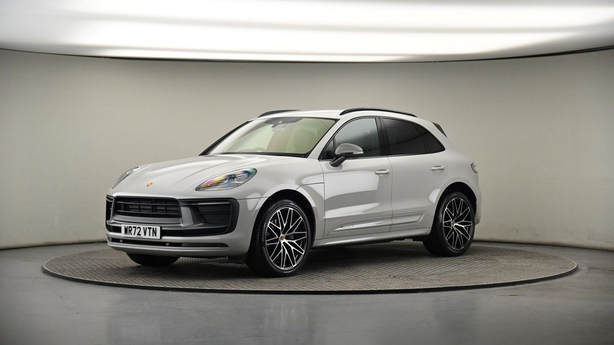 More views of Porsche Macan