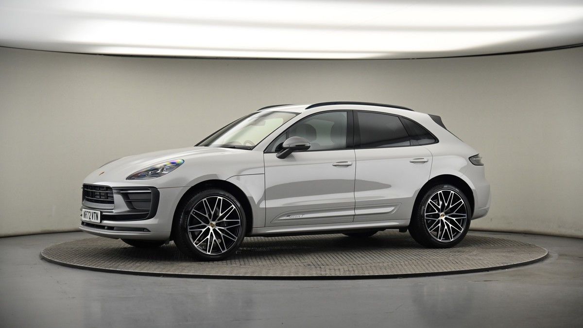 More views of Porsche Macan