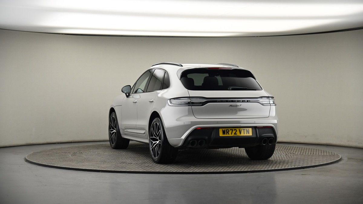 More views of Porsche Macan
