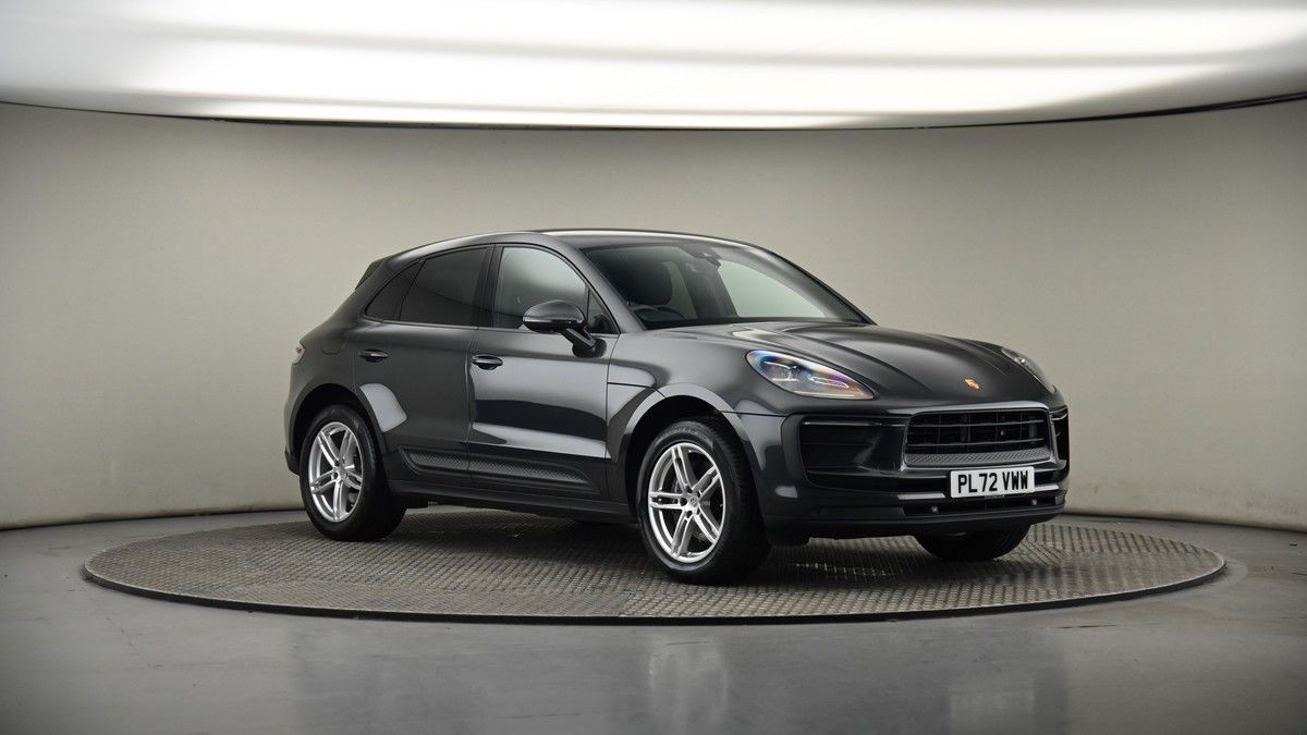 More views of Porsche Macan
