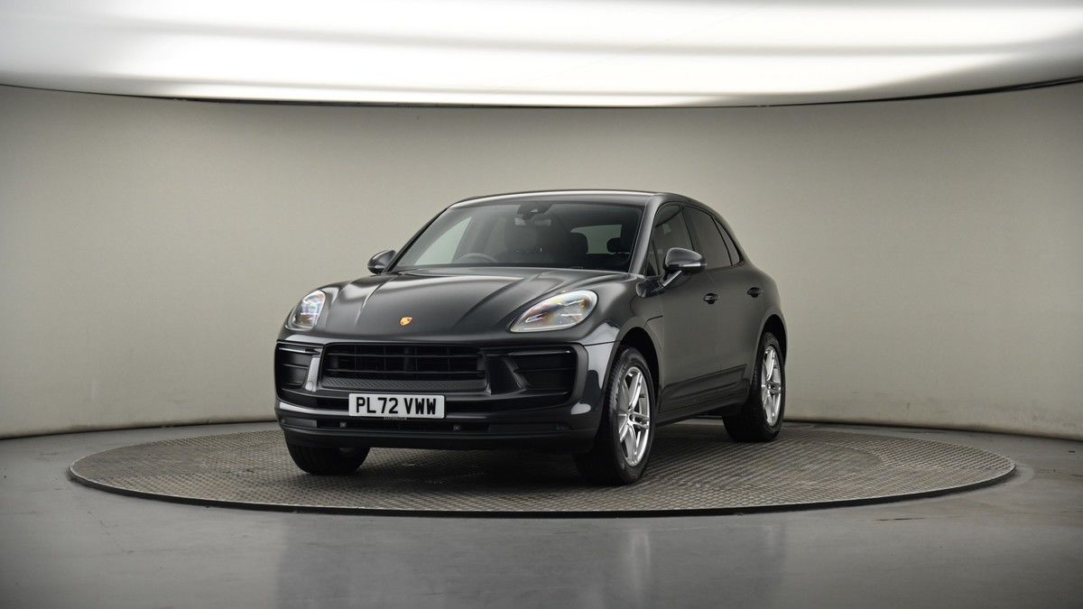 More views of Porsche Macan