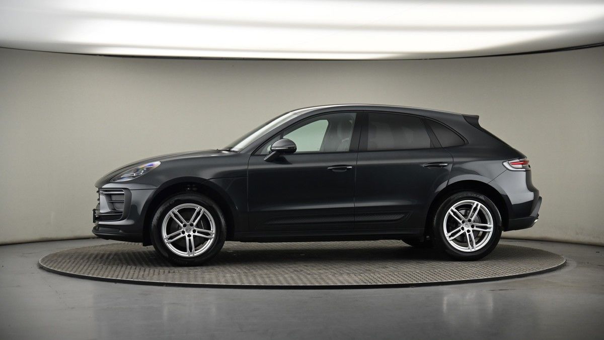 More views of Porsche Macan