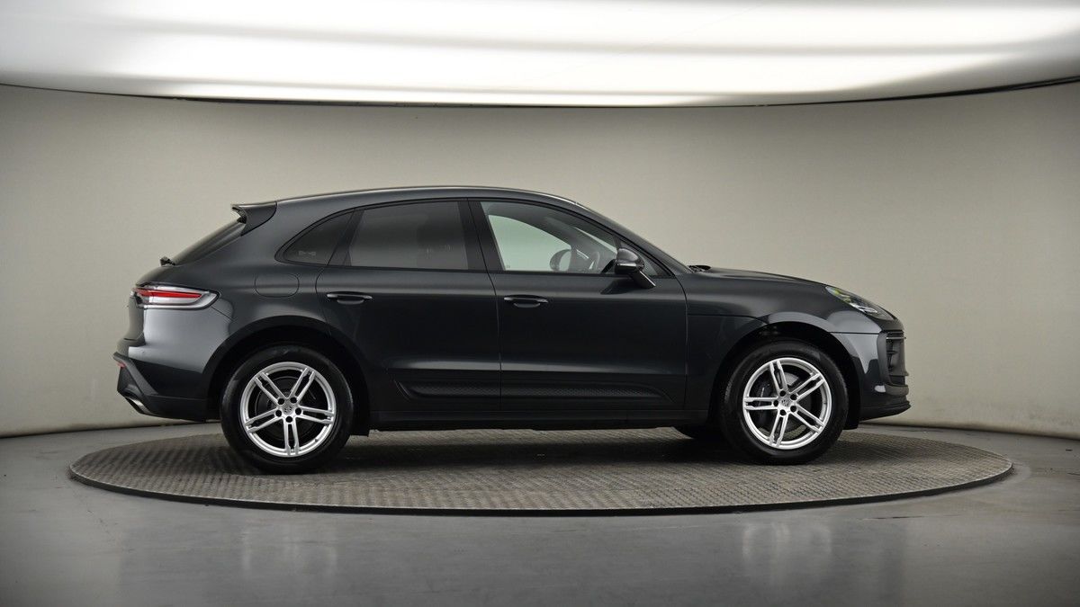 More views of Porsche Macan