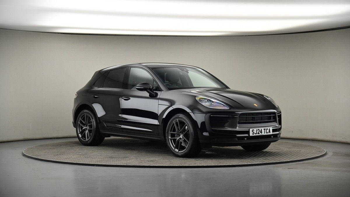 More views of Porsche Macan