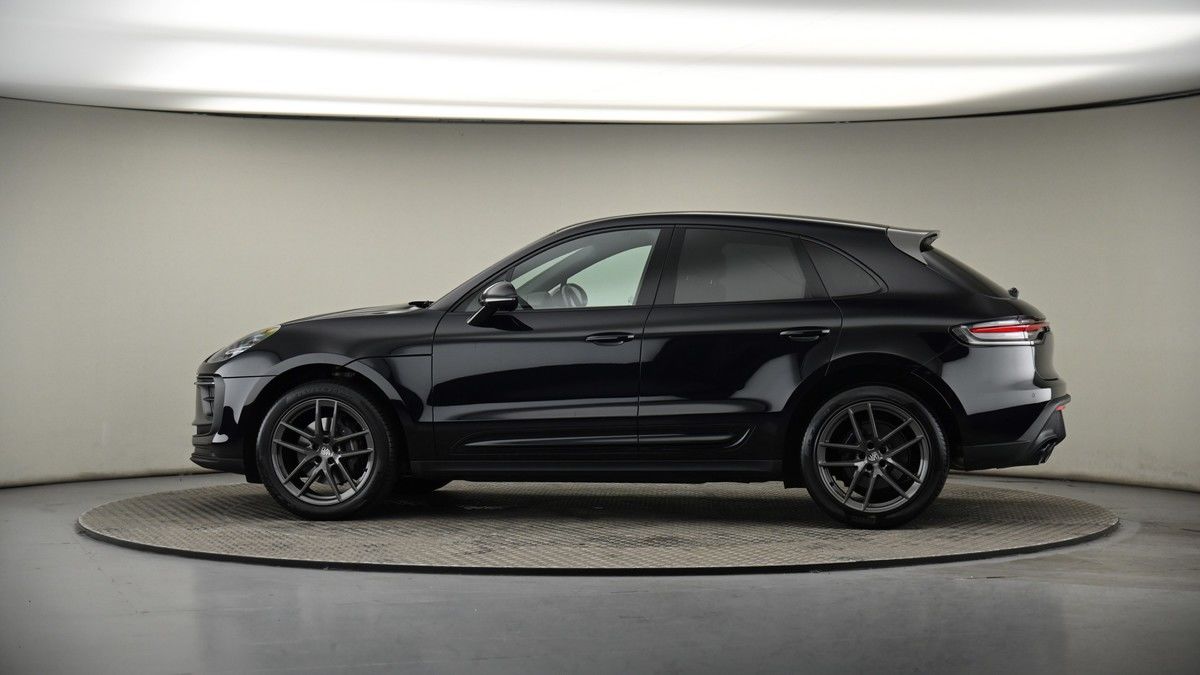 More views of Porsche Macan