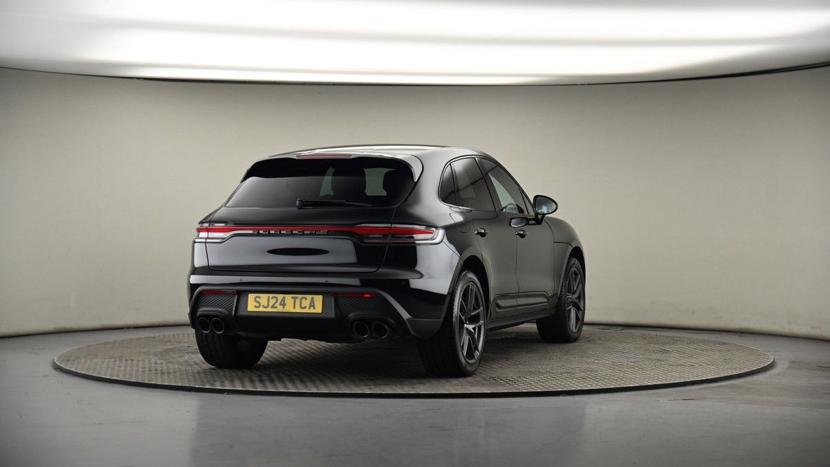 More views of Porsche Macan