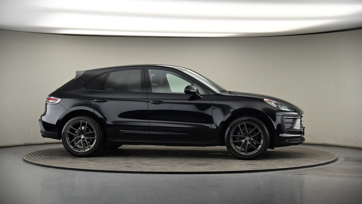 More views of Porsche Macan