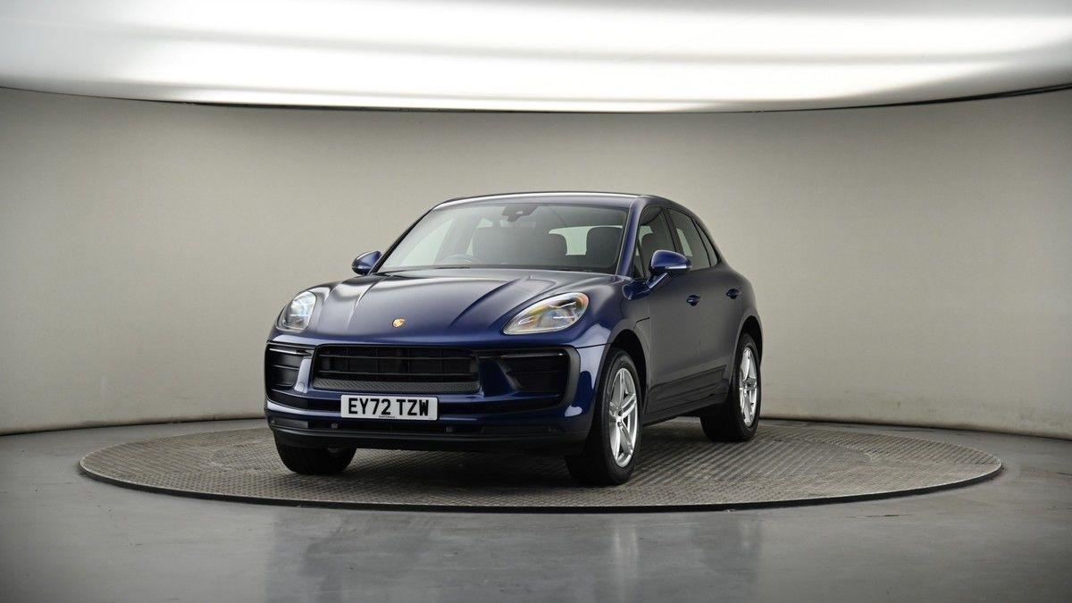 More views of Porsche Macan