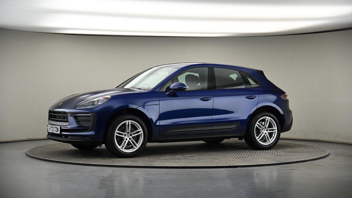 More views of Porsche Macan