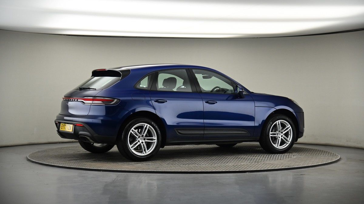 More views of Porsche Macan