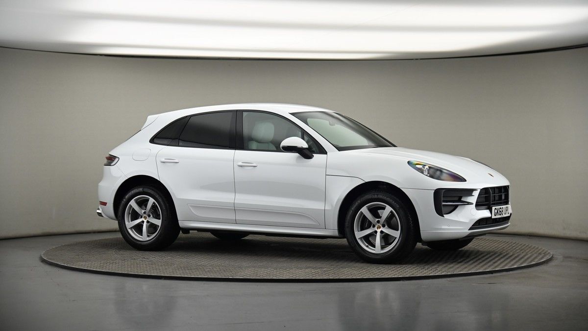Porsche Macan Image 5