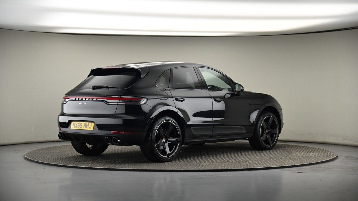 Porsche Macan Image 7