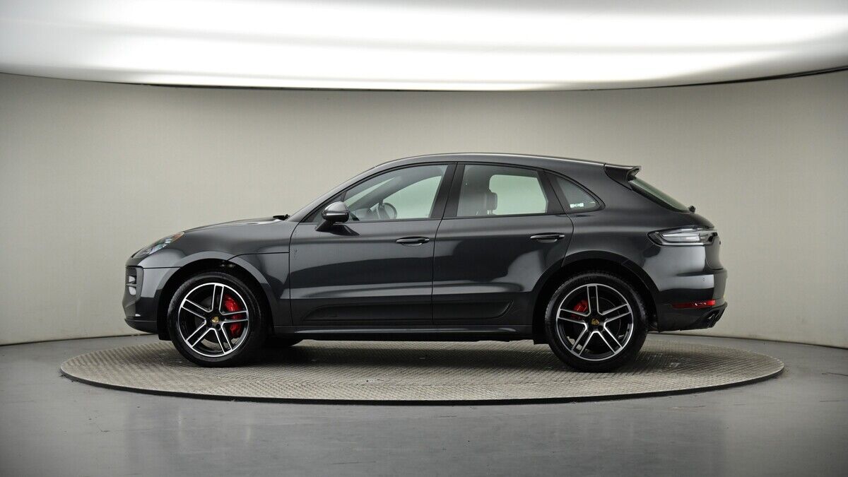 Porsche Macan Image 19