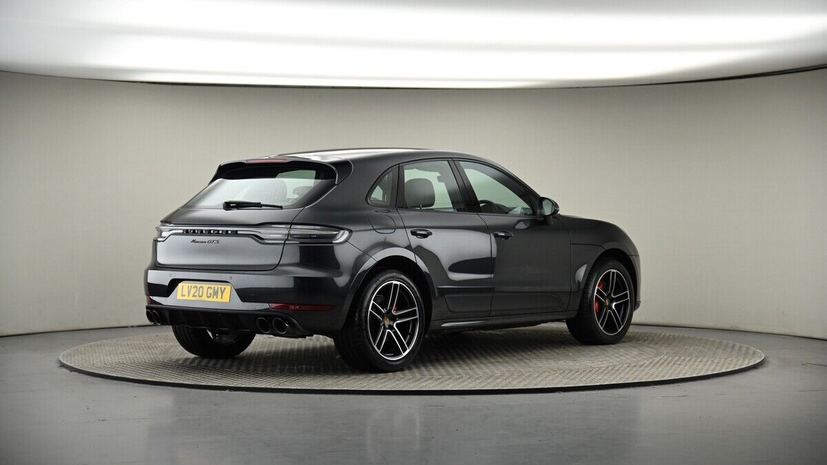 Porsche Macan Image 7
