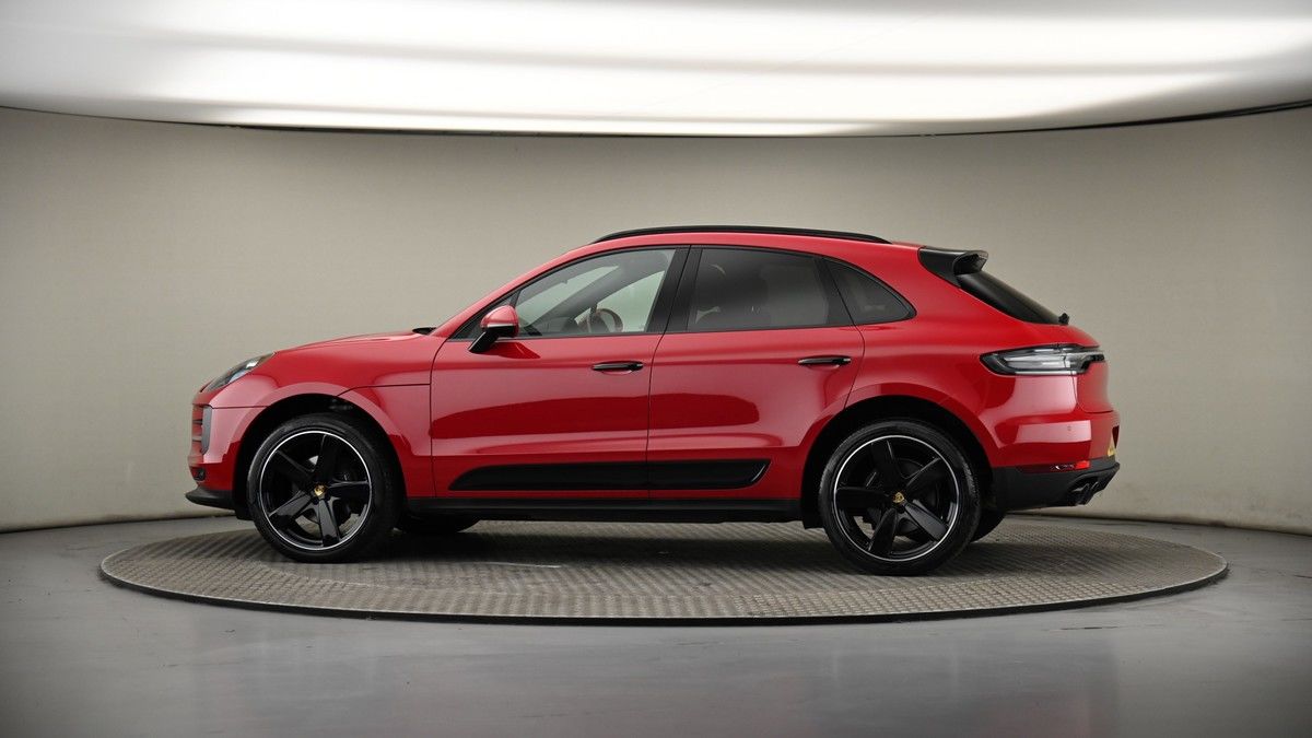 More views of Porsche Macan