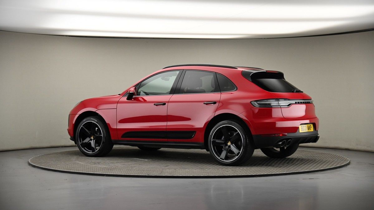 More views of Porsche Macan