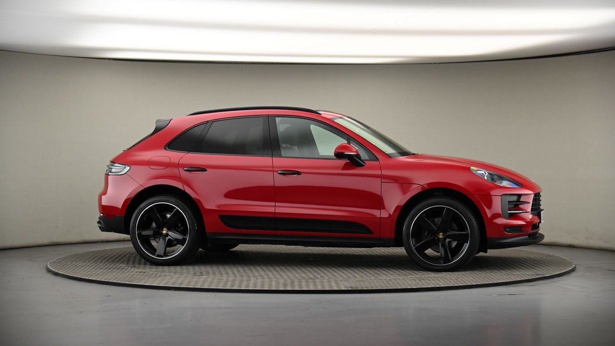 More views of Porsche Macan