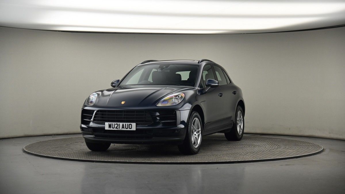 More views of Porsche Macan