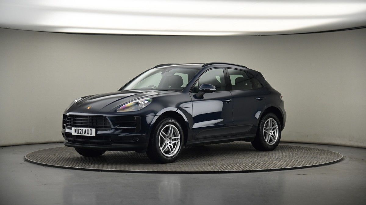 More views of Porsche Macan