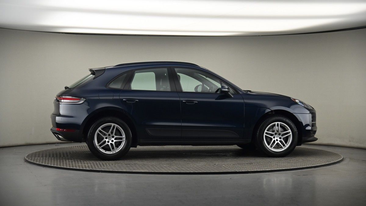 More views of Porsche Macan
