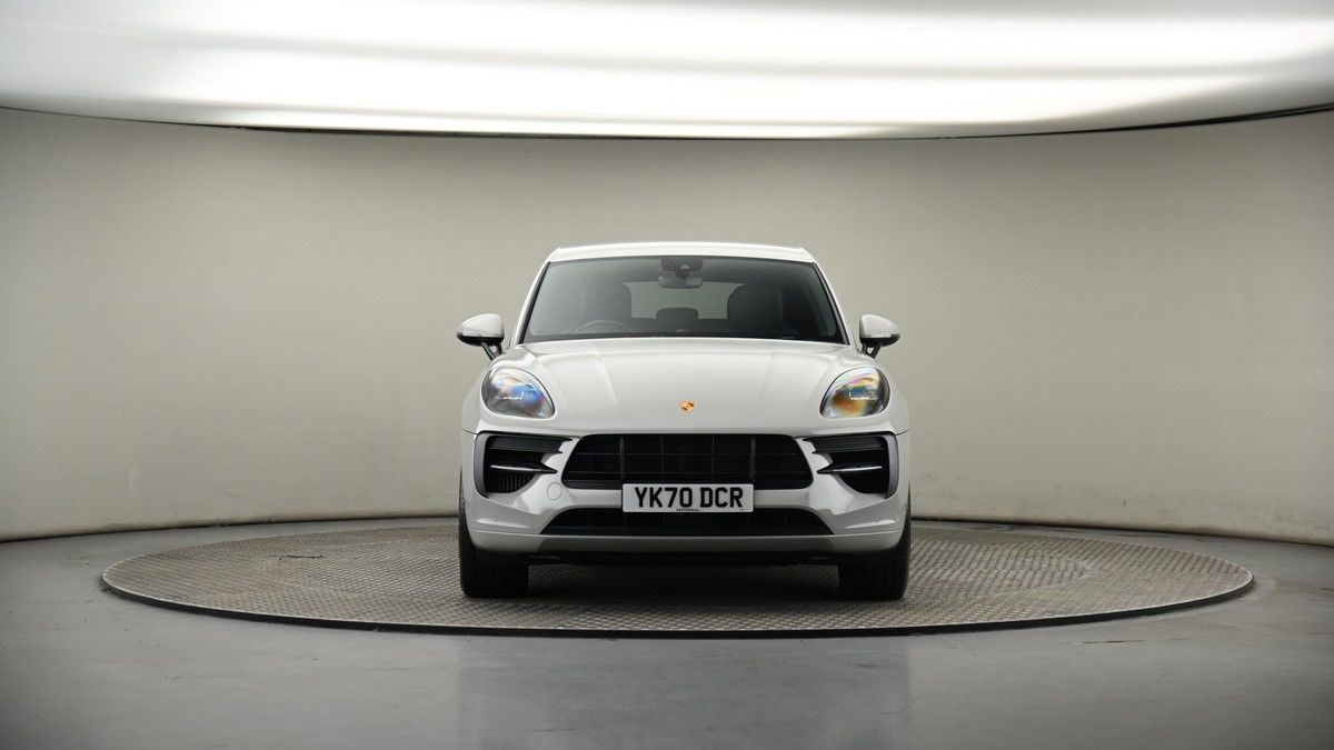 Porsche Macan Image 17