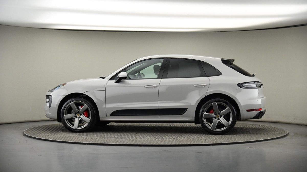 More views of Porsche Macan