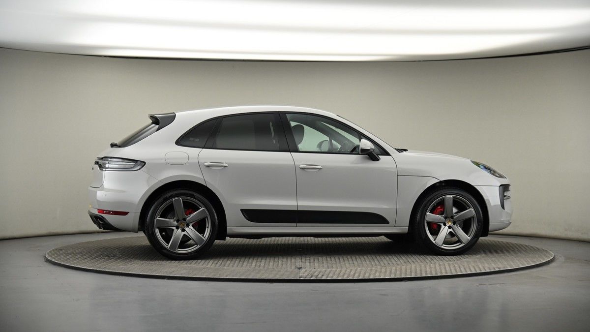 More views of Porsche Macan