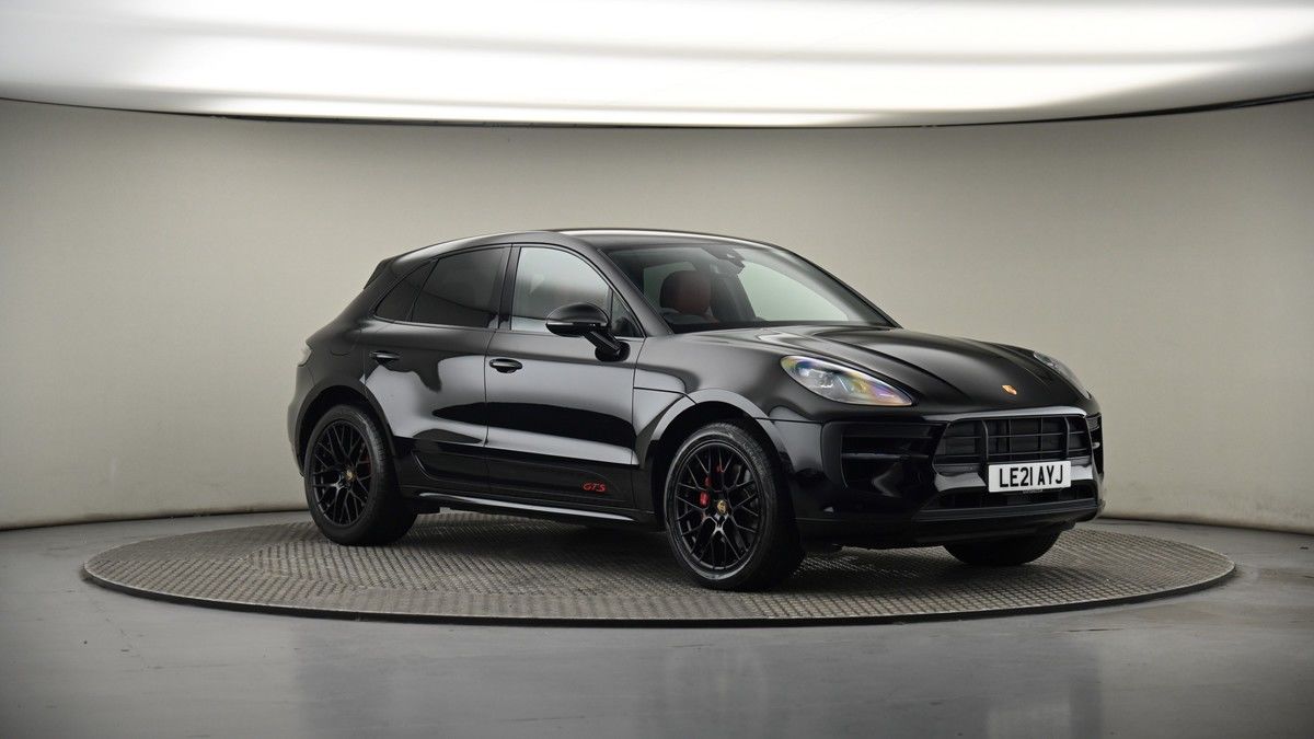 More views of Porsche Macan