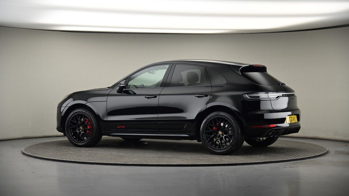 More views of Porsche Macan