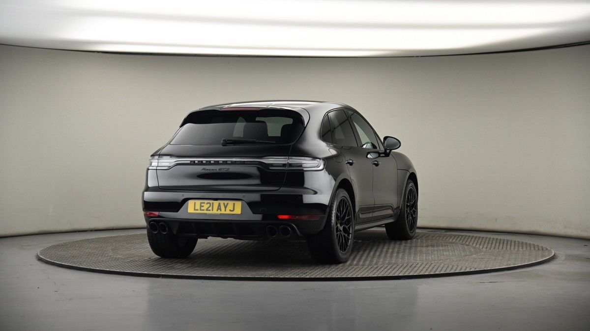 More views of Porsche Macan