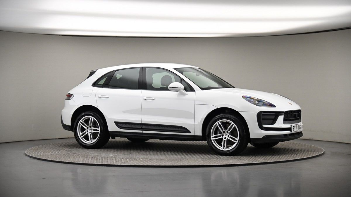 Porsche Macan Image 6