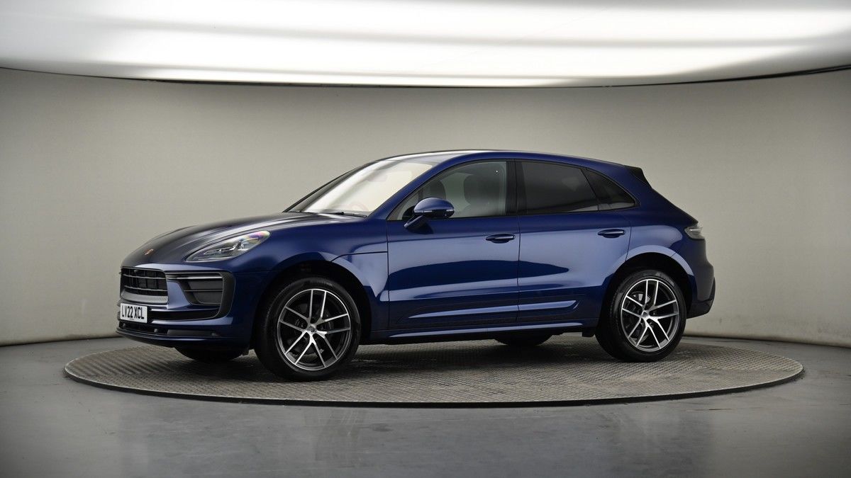 More views of Porsche Macan